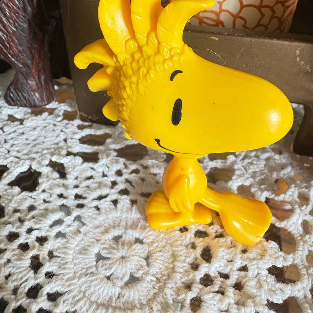 The PEANUTS movie 2015 Woodstock Bright Yellow Character Figurine bobble head